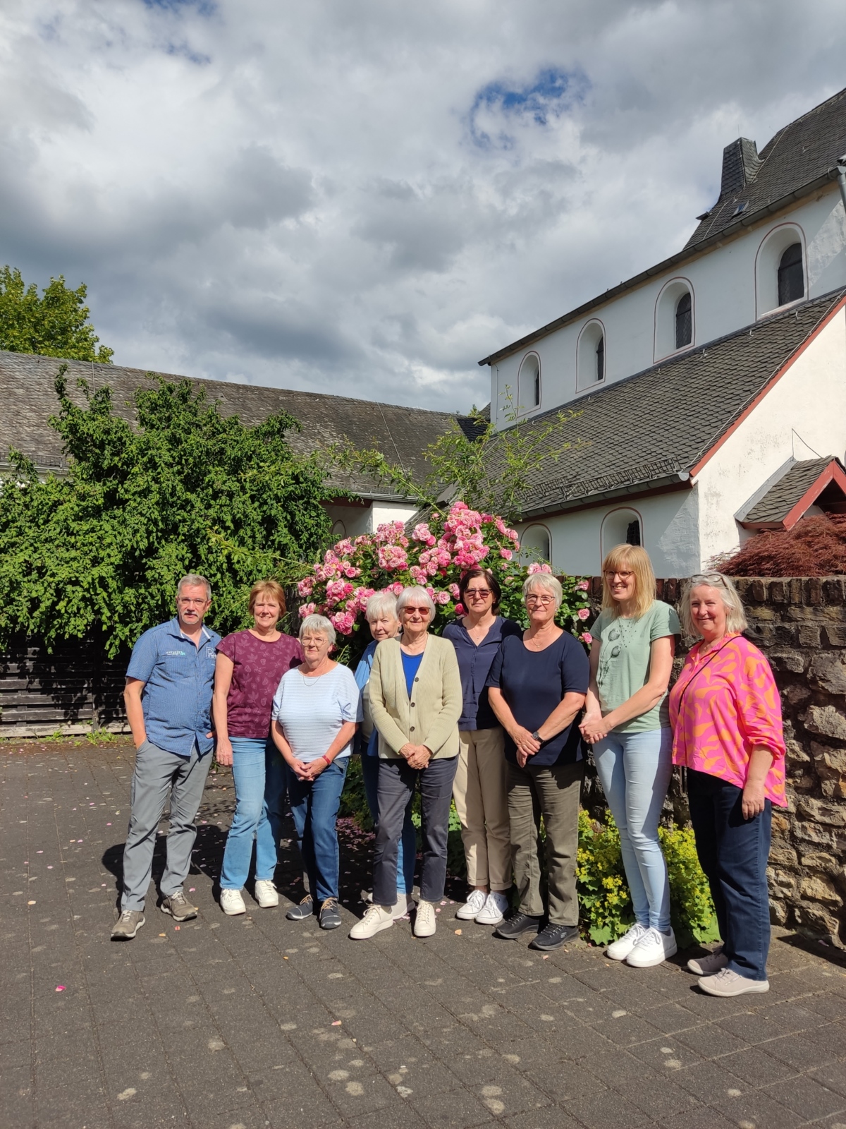 2026-06 Teambild 1